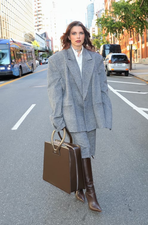 Julia Fox is seen outside of the 'Drew Barrymore Show' on October 11, 2023 in New York City.