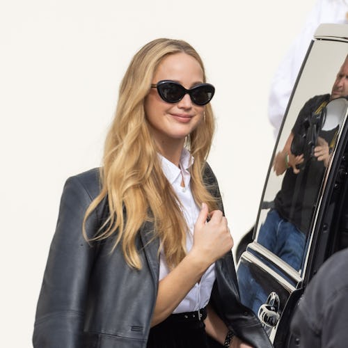 Jennifer Lawrence cat eye sunglasses in Paris 2023