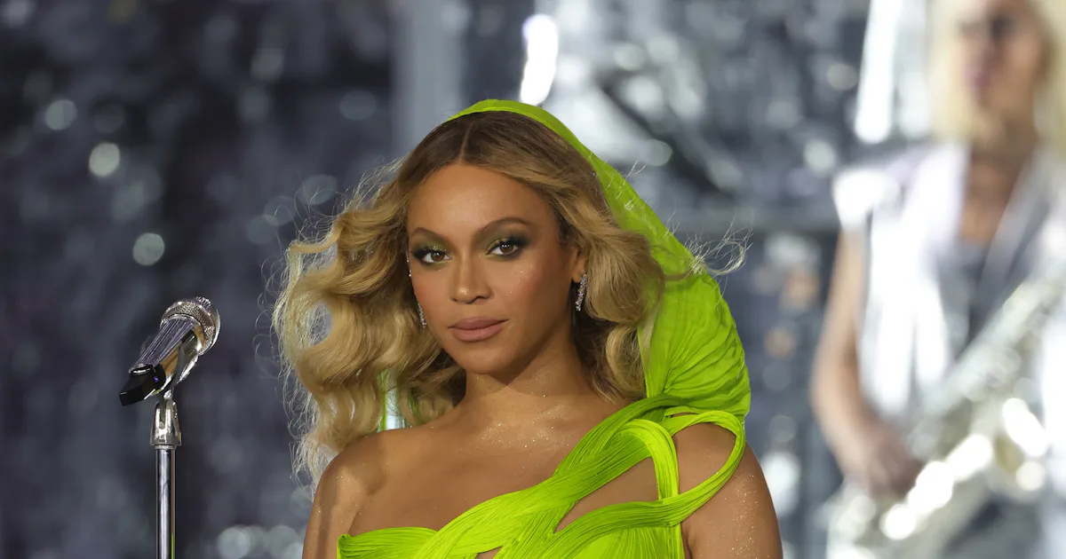 Beyoncé's 'Chantilly Blonde' Highlights Instantly Winterize Her Hair