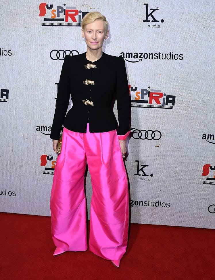 Tilda Swinton arrives at the Premiere Of Amazon Studios' "Suspiria"  