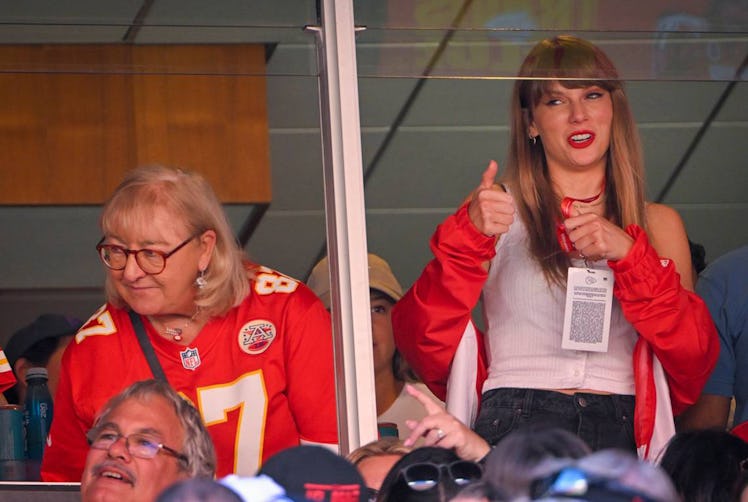 Donna Kelce, left, mother of Chiefs tight end Travis Kelce watched the game with pop superstar Taylo...