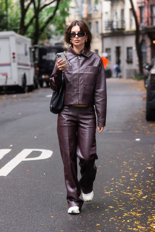 NEW YORK, NEW YORK - OCTOBER 06: Emily Ratajkowski is seen in the West Village on October 06, 2023 i...