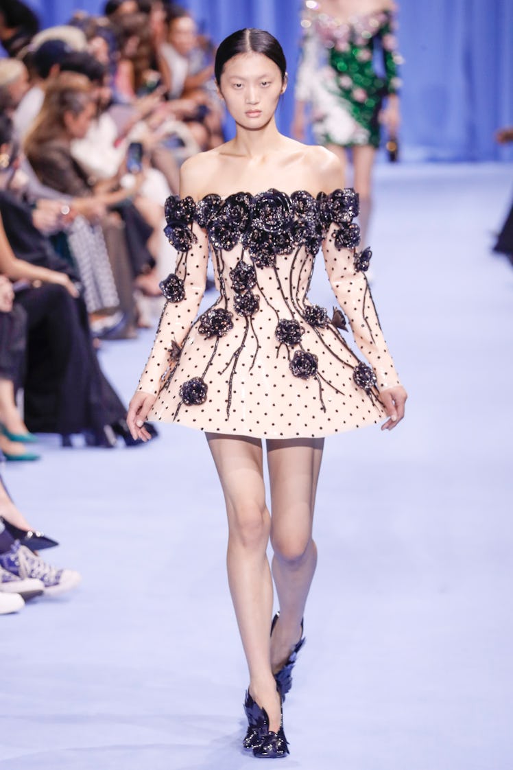 PARIS, FRANCE - SEPTEMBER 27: A model walks the runway during the Balmain Ready to Wear Spring/Summe...