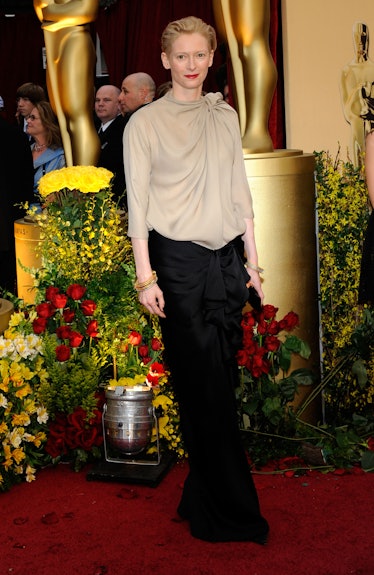 Tilda Swinton arrives at the 81st Annual Academy Awards 