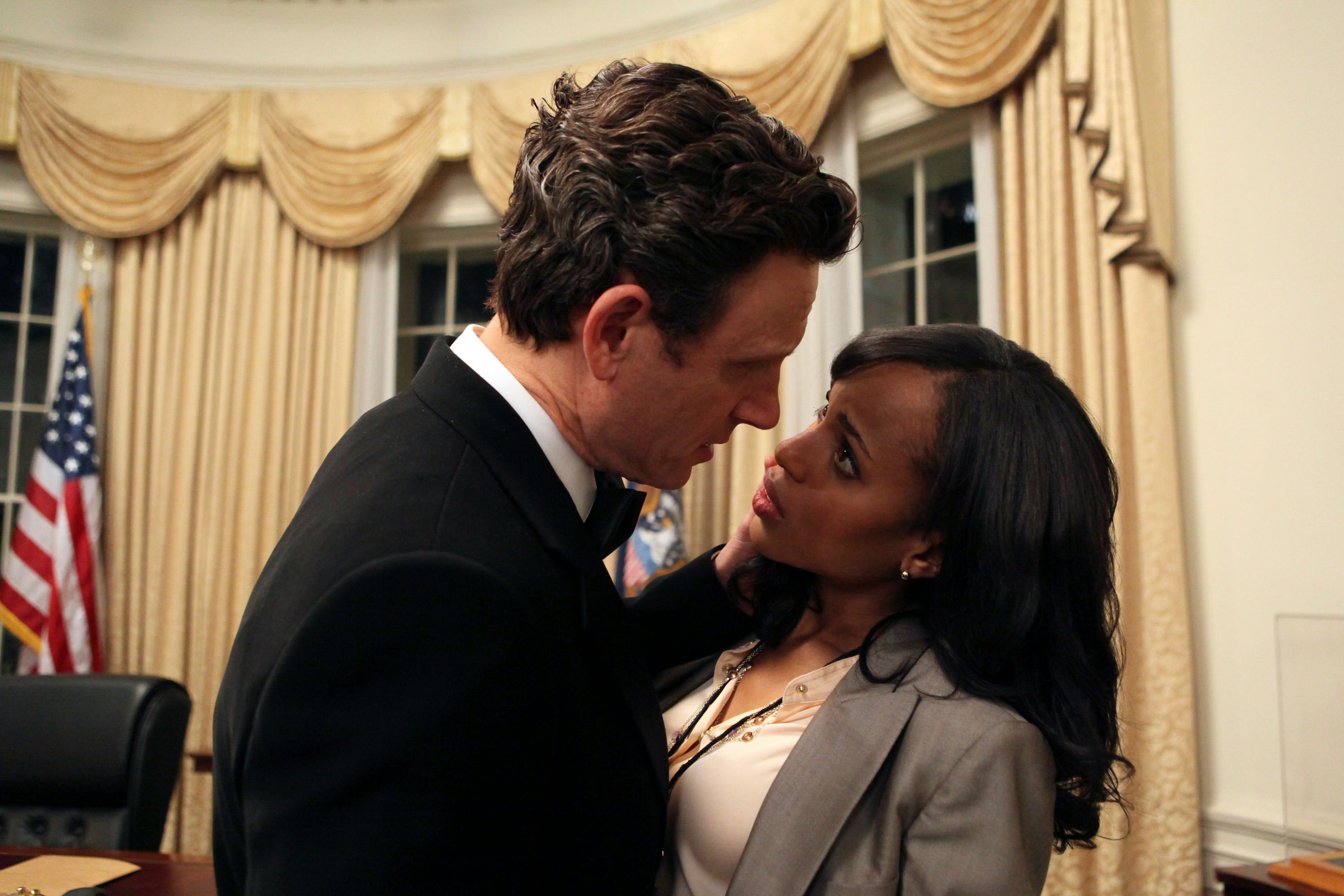 TONY GOLDWYN and KERRY WASHINGTON in &lsquo;Scandal&rsquo;