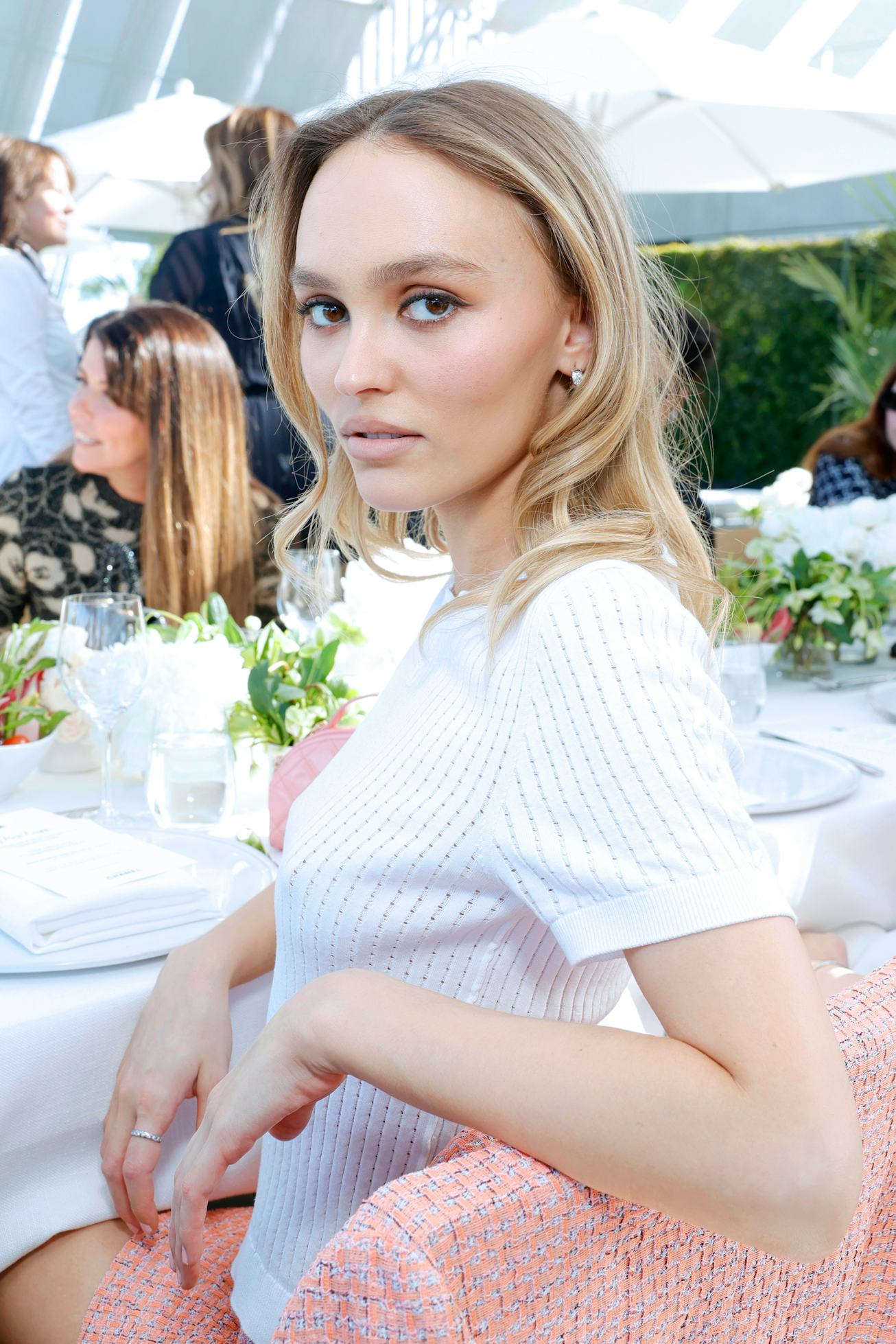 LOS ANGELES, CALIFORNIA - NOVEMBER 09: Lily-Rose Depp, wearing CHANEL, attends the Academy Women's L...