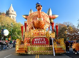 NEW YORK, NEW YORK - NOVEMBER 24: Tom Turkey by Macy's float is waiting for the parade to start duri...