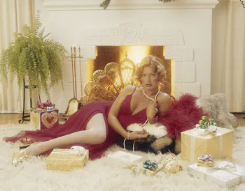 41 Best Luxury Gifts For Women To Spoil Your Wife This Christmas