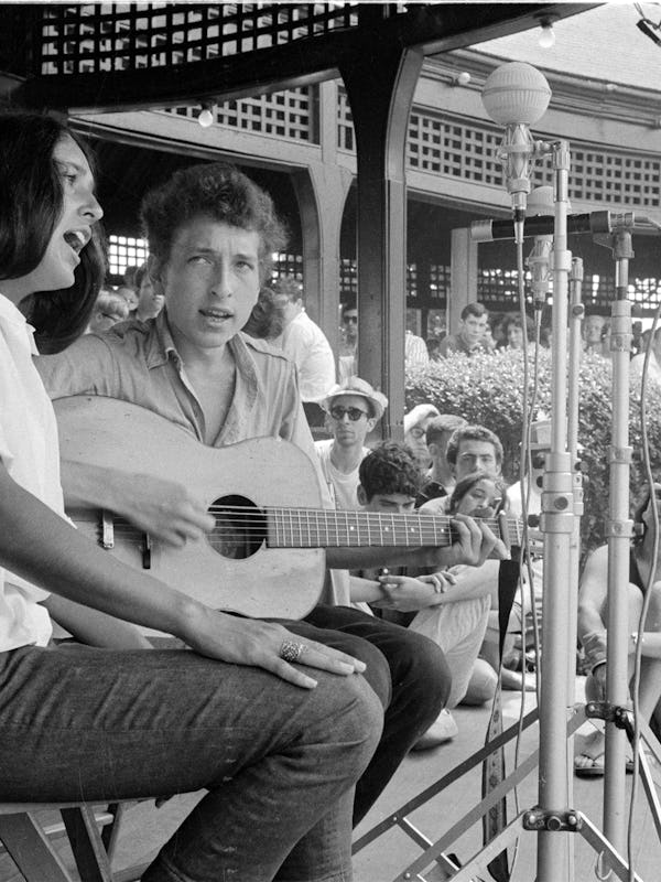 Bob Dylan inspired many of Joan Baez’s songs.