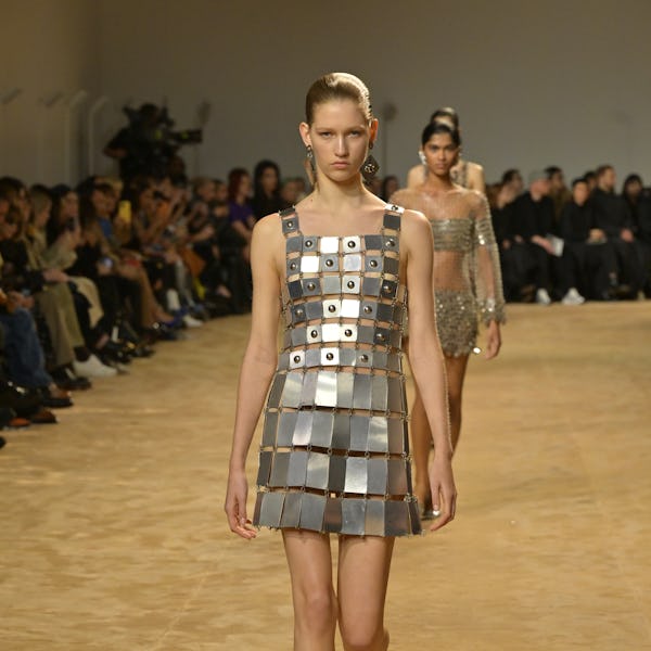 Model on the runway at Paco Rabanne Fall 2023 Ready To Wear Fashion Show on March 1, 2023 at the Pal...