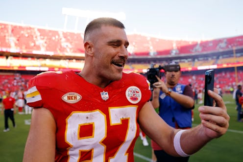 Travis Kelce's old tweets prove he's unproblematic.