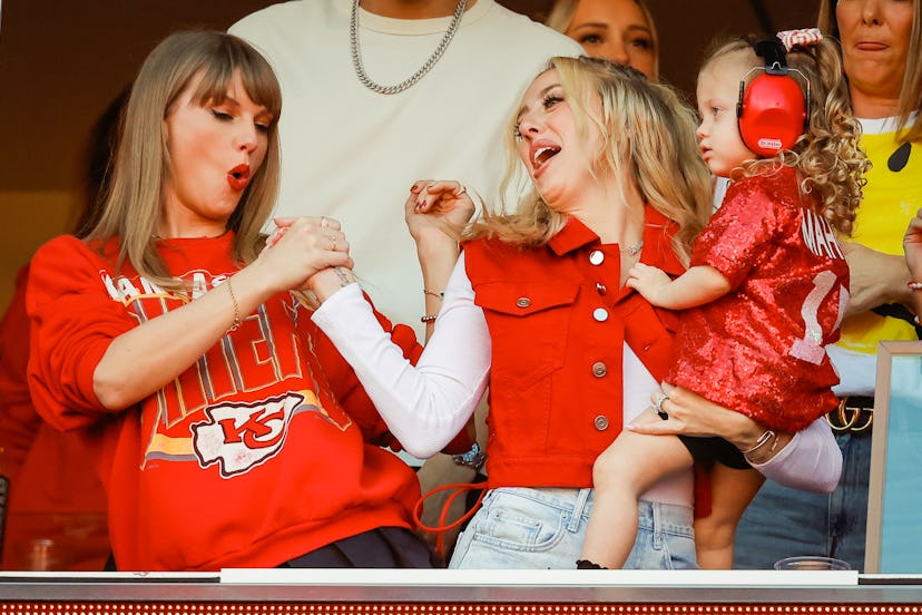 KANSAS CITY, MISSOURI - OCTOBER 22: Taylor Swift and Brittany Mahomes react during a game between th...