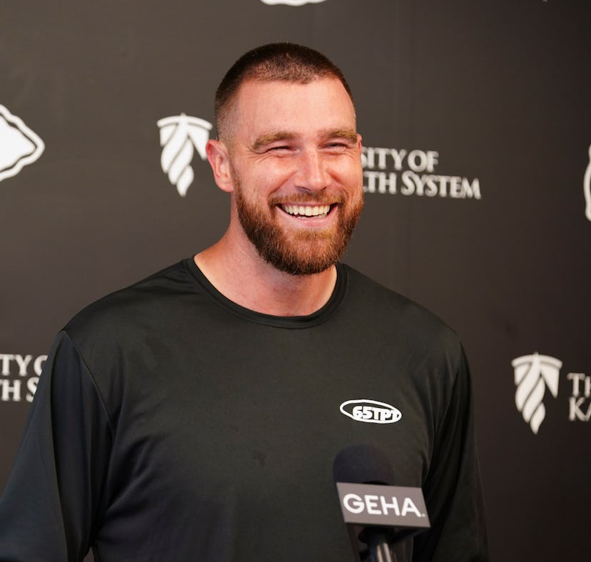 Travis Kelce responded to his old tweets resurfacing.