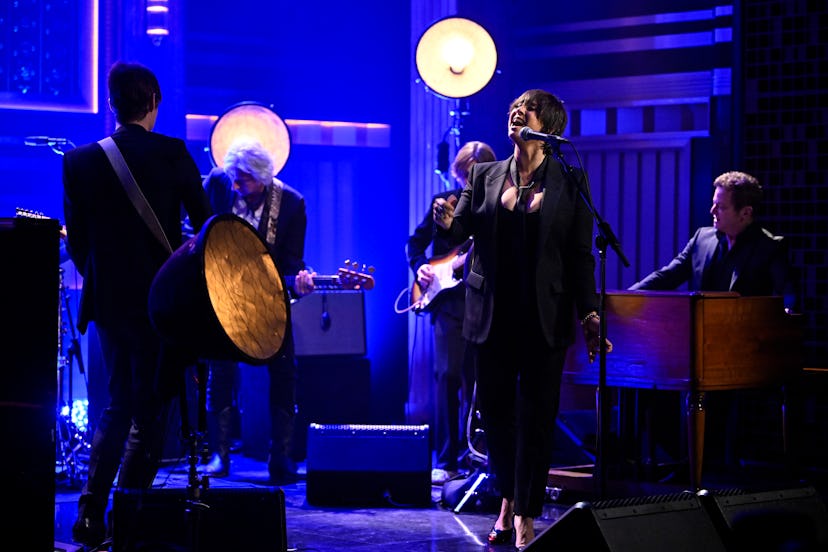 THE TONIGHT SHOW STARRING JIMMY FALLON -- Episode 1874 -- Pictured: Musical guest Cat Power performs...