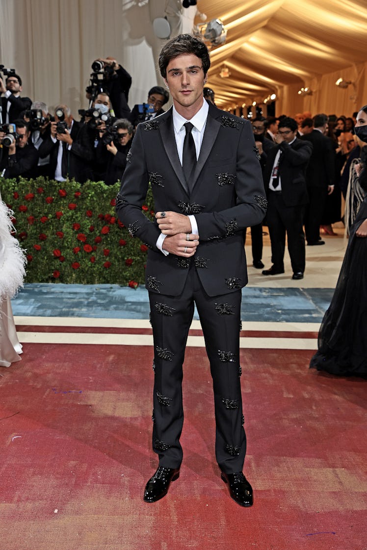Jacob Elordi attends The 2022 Met Gala Celebrating "In America: An Anthology of Fashion"