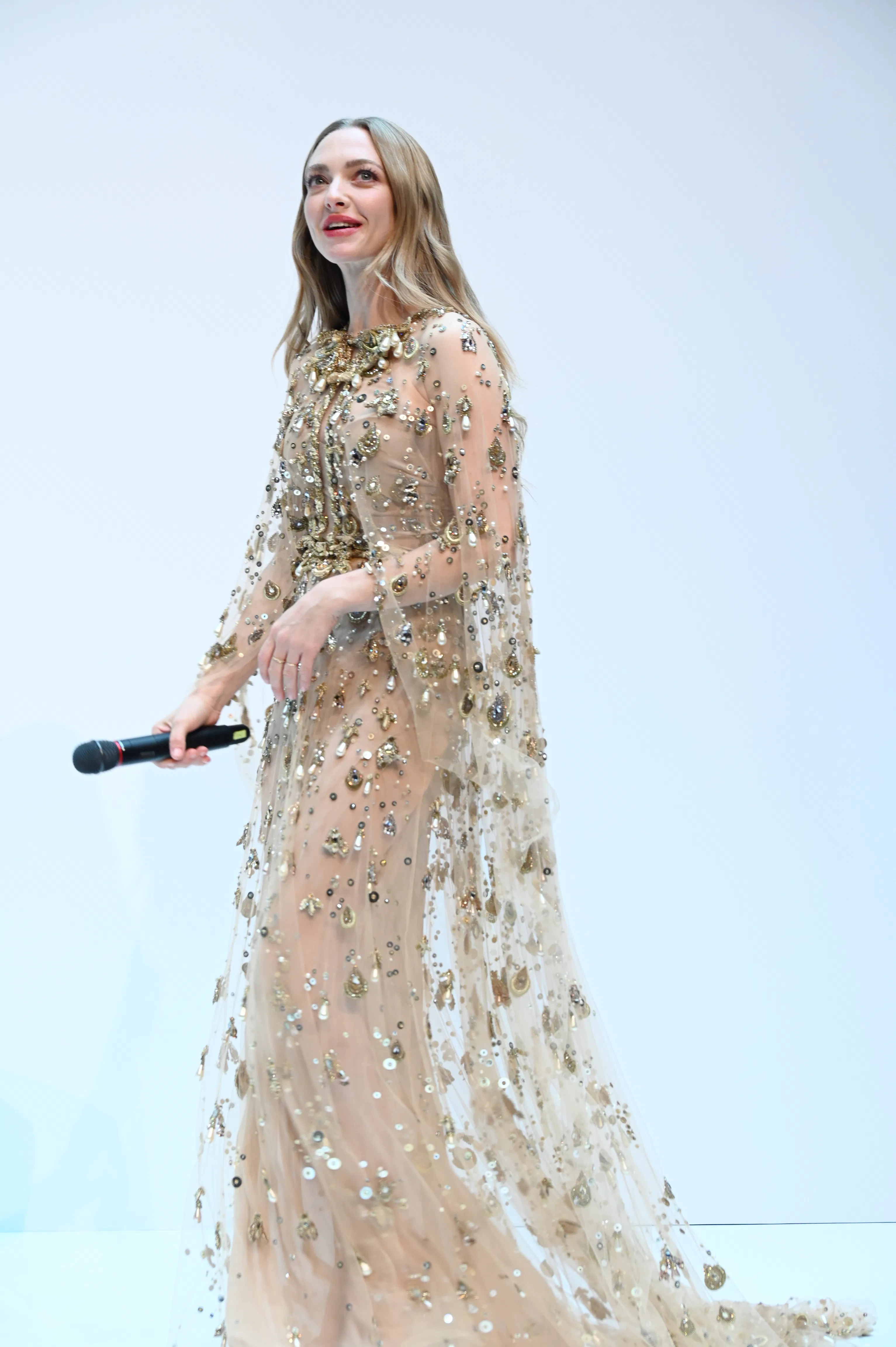 Alexa Chung's Trompe L'oeil Loewe Dress Is The Best Celebrity Look of the  Week