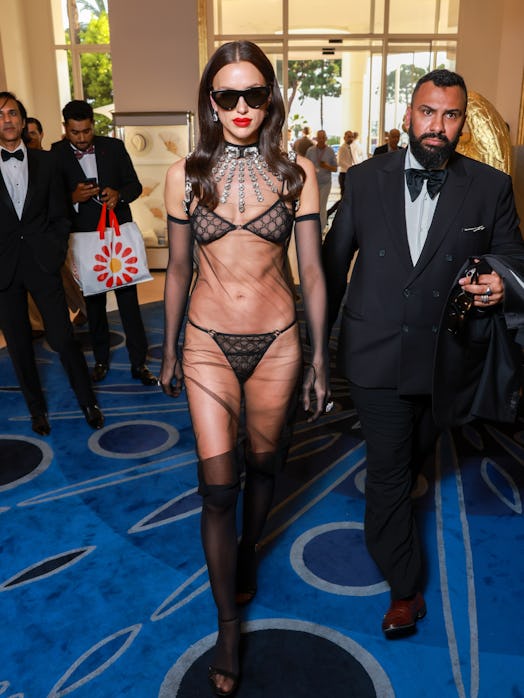 Irina Shayk joined the naked clothing trend at the 76th Cannes film festival on May 2023.