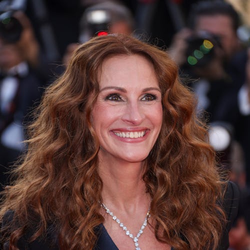 Julia Roberts long curly hair Cannes 2022