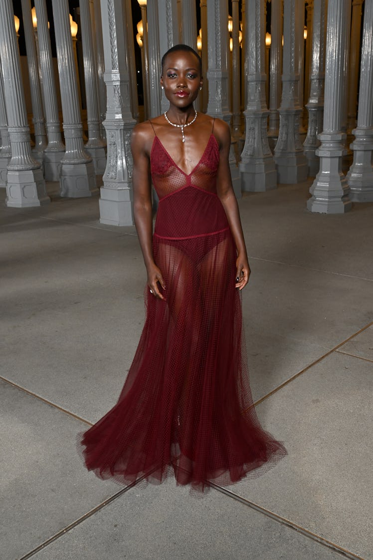 LOS ANGELES, CALIFORNIA - NOVEMBER 04: Lupita Nyong'o, wearing Gucci, attends the 2023 LACMA Art+Fil...