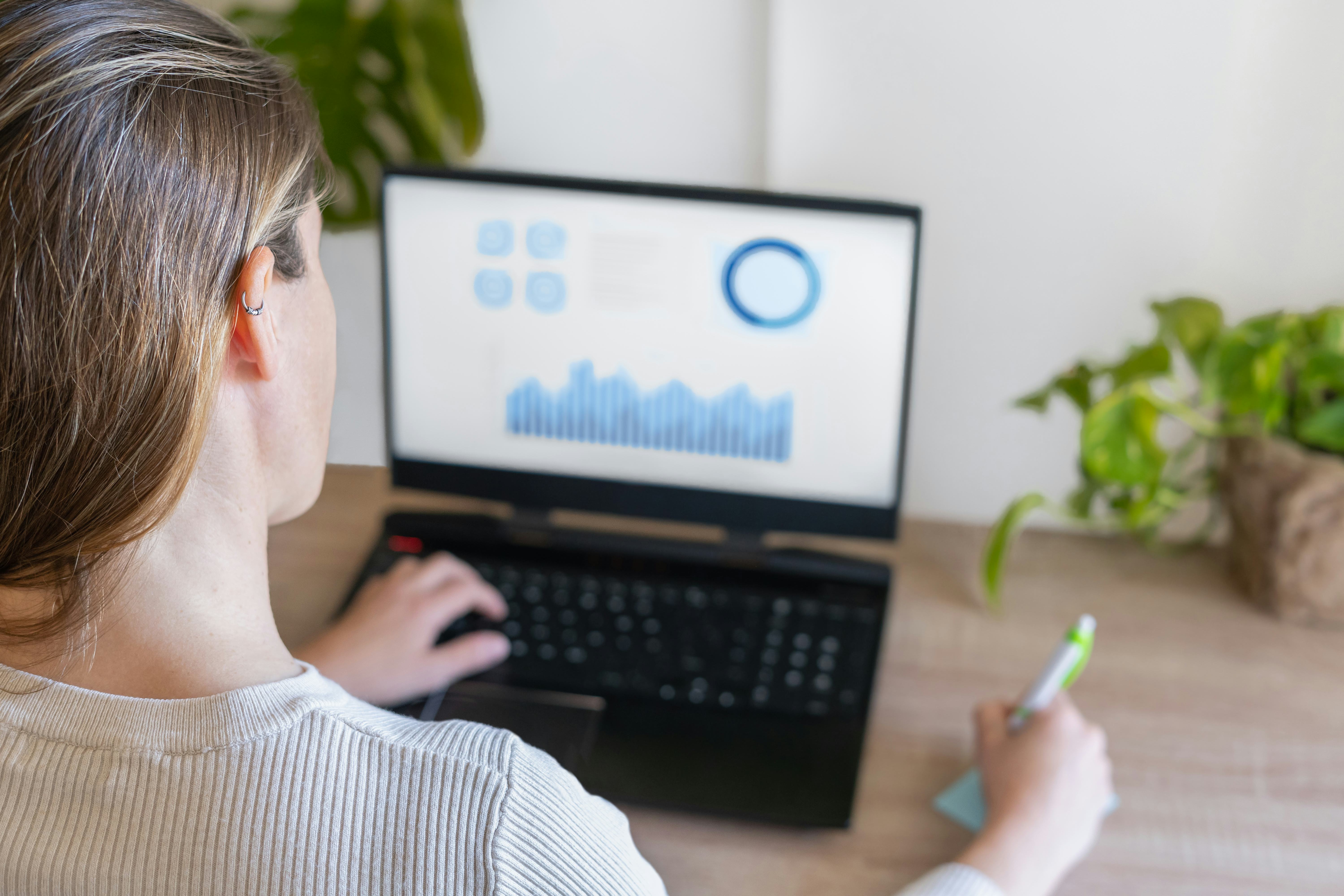 My review of Domain Money, a fintech app for Millennials, Gen Z, and young professionals.