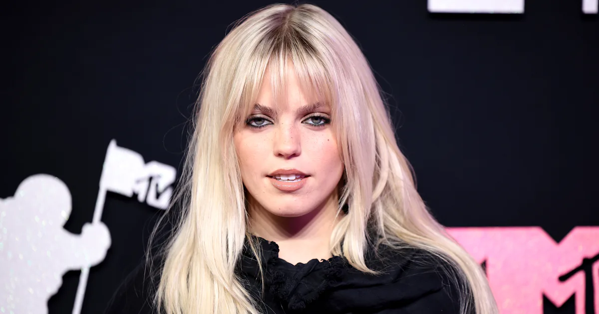 Reneé Rapp Makes The 'Mean Girls' Remake Worth It