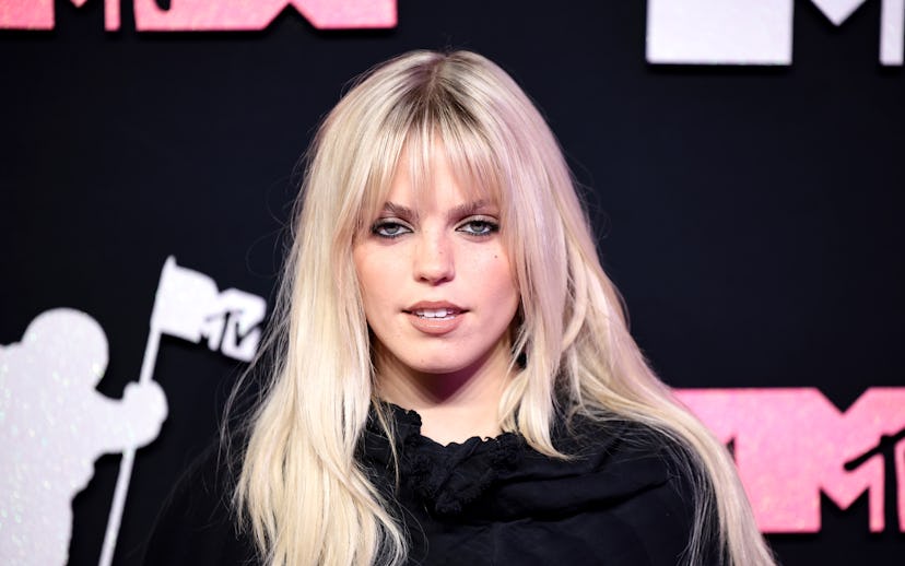 NEWARK, NEW JERSEY - SEPTEMBER 12: Reneé Rapp attends the 2023 MTV Video Music Awards at the Prudent...