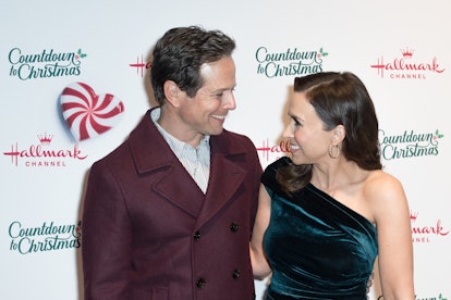 LOS ANGELES, CALIFORNIA - NOVEMBER 15: Scott Wolf and Lacey Chabert attend Hallmark Channel's Countd...