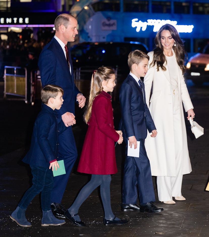 The Royal Family matching Christmas Card 2023 outfits