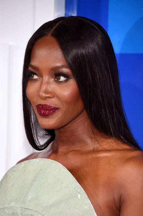 Back in 2016, thanks to Pat McGrath, glitter lips were a high-fashion runway and red carpet staple. ...