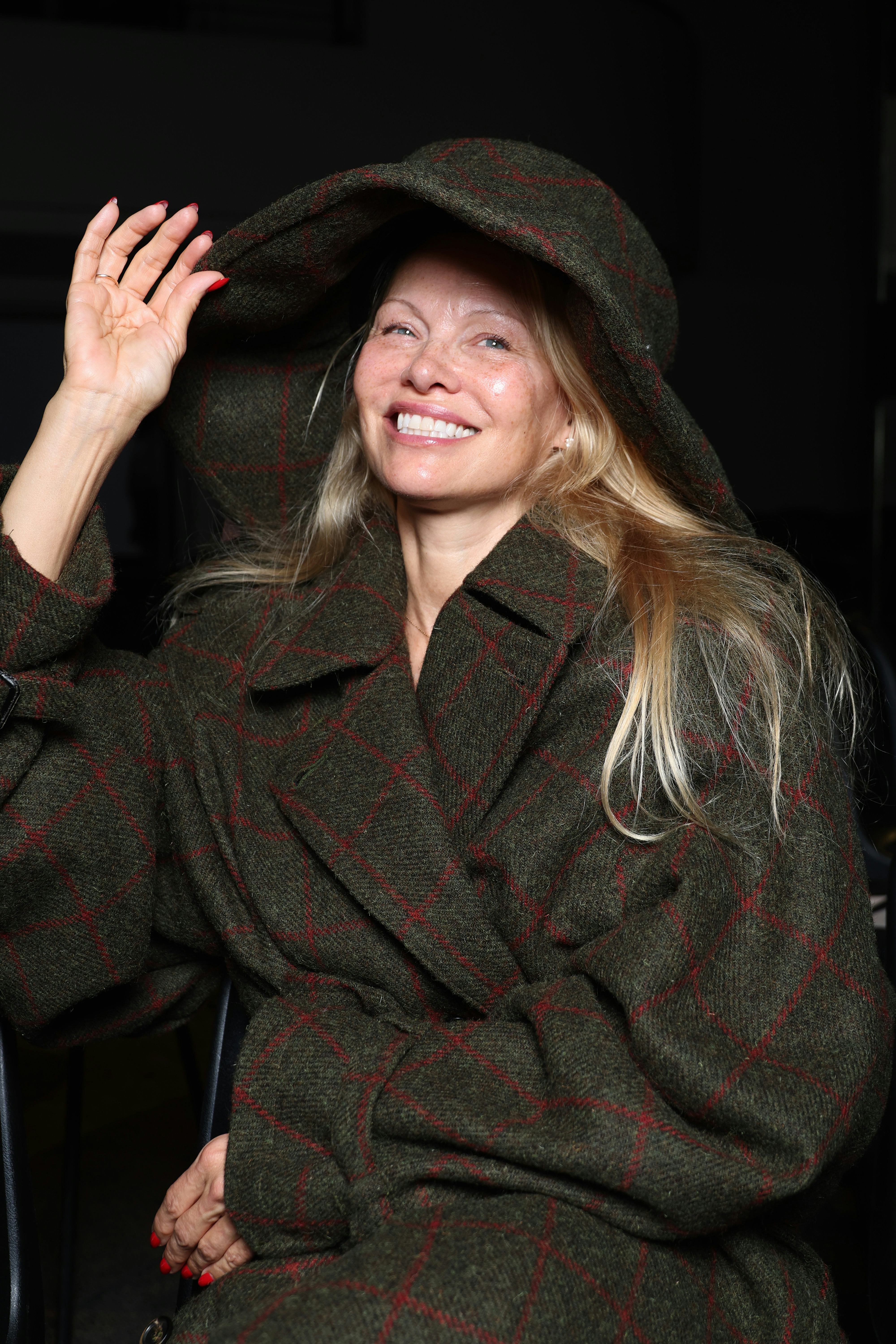 In Sept. 2023, Pamela Anderson attended Paris Fashion week with no makeup.