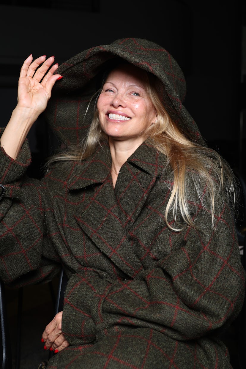 In Sept. 2023, Pamela Anderson attended Paris Fashion week with no makeup.