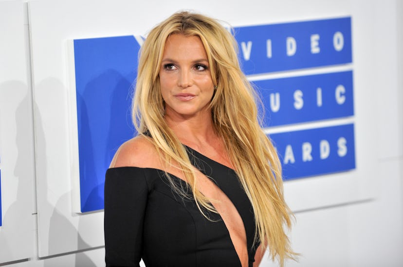 Britney Spears arrives at the 2016 MTV Video Music Awards. 