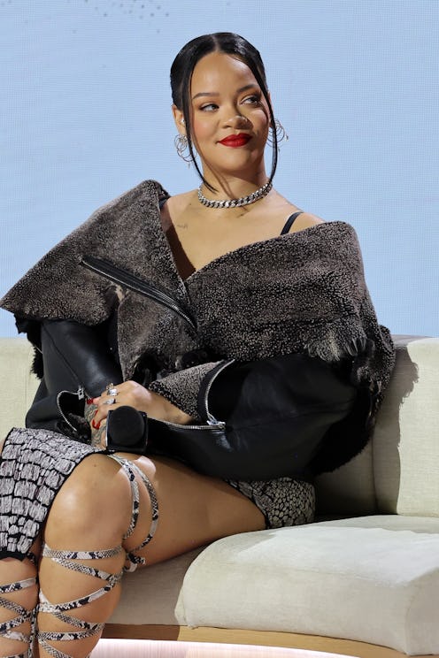 Rihanna’s aspen beauty look