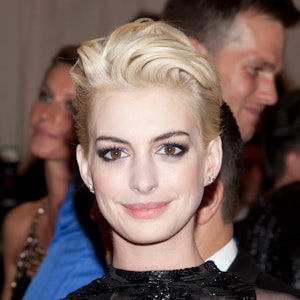 Anne Hathaway platinum hair 2013 Met Gala