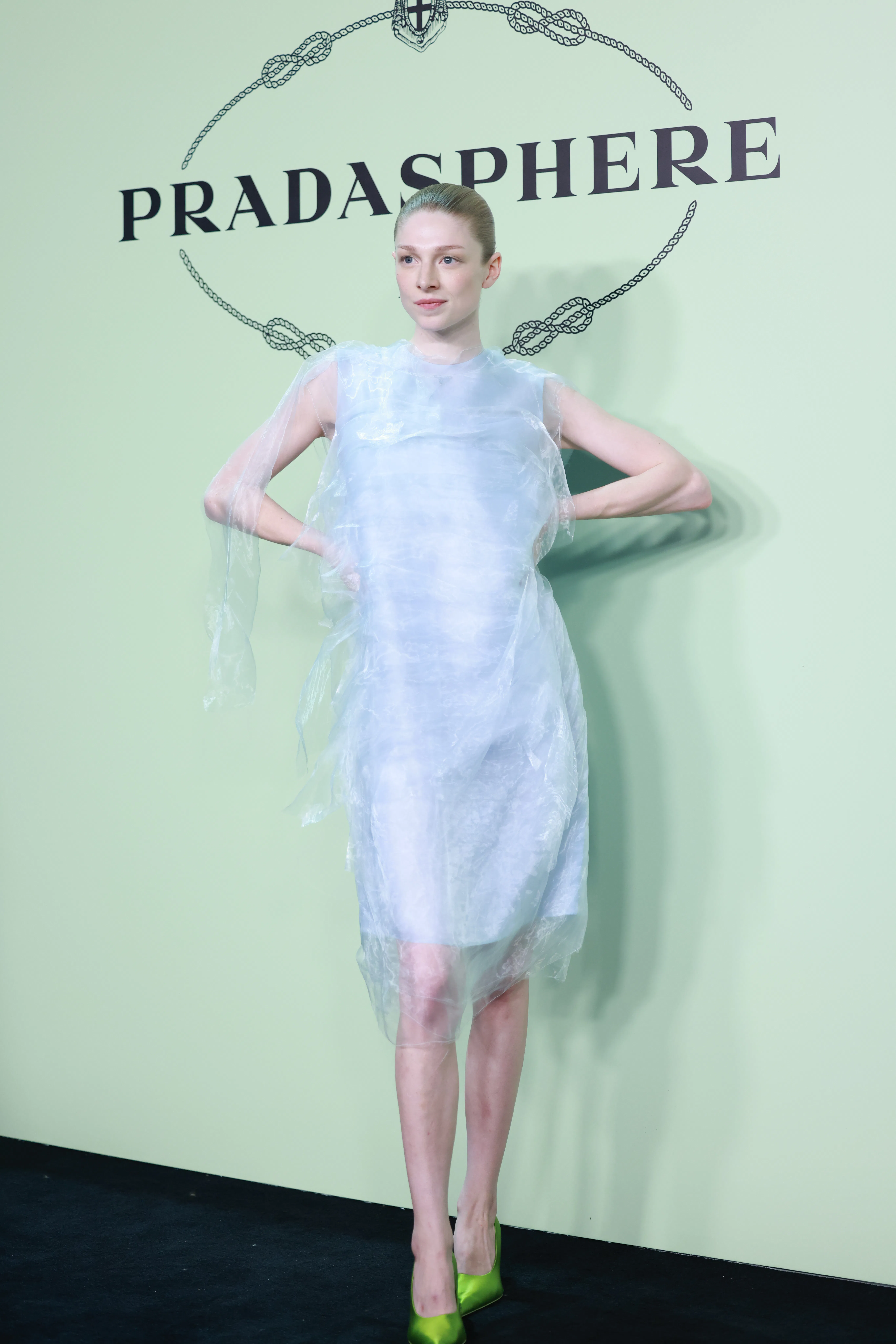 hunter schafer blue dress Hunter schafer angel costume