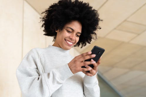 How each zodiac sign acts in the group chat, according to an astrologer.