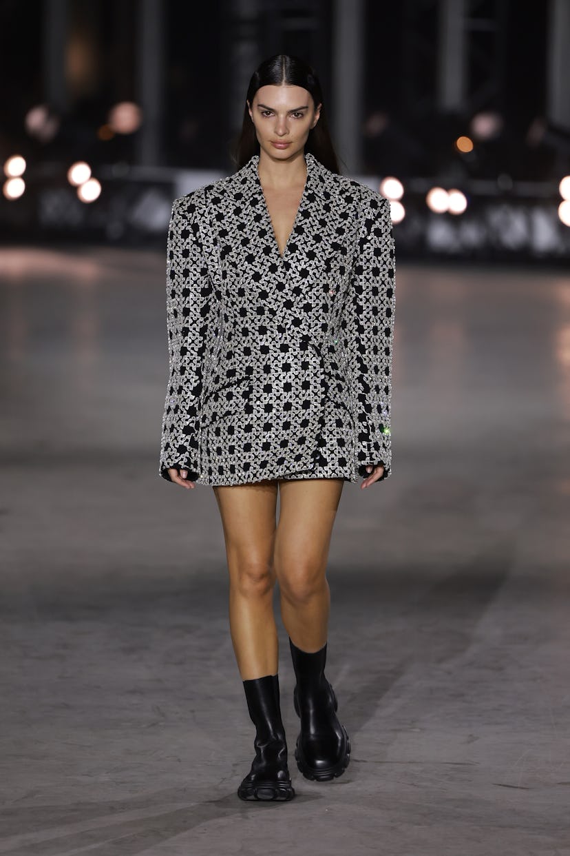 Emily Ratajkowski closed the Jonathan Simkhai at New York Fashion Week.