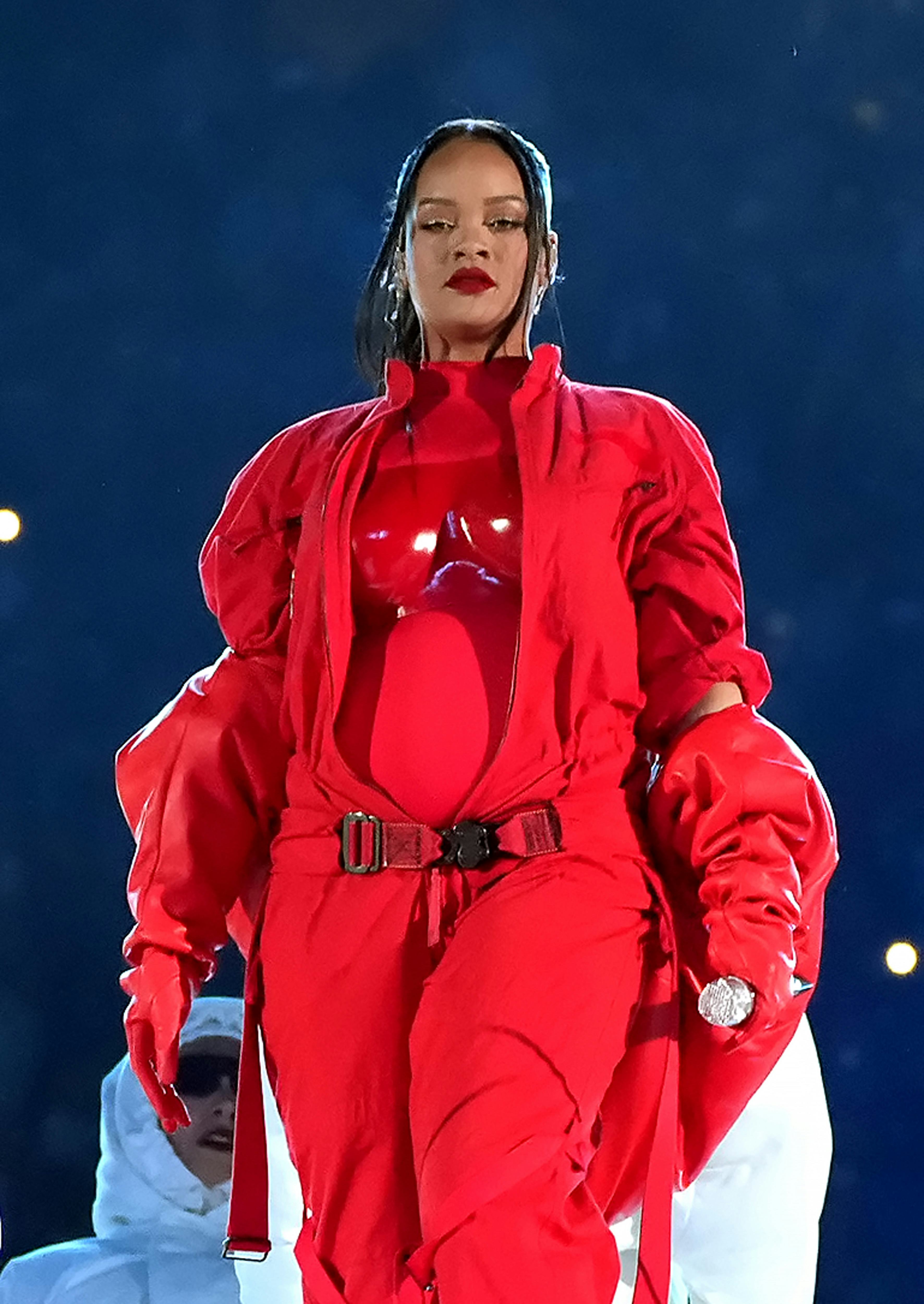 Rihanna's Super Bowl Hair & Makeup Were Even Better Than Expected