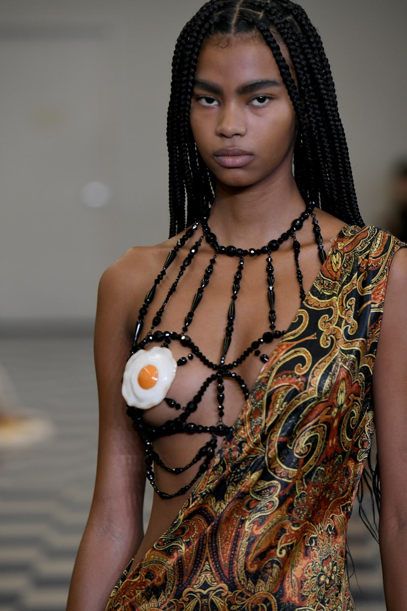 NEW YORK, NEW YORK - FEBRUARY 12: A model walks the runway at the Puppets and Puppets show during Ne...