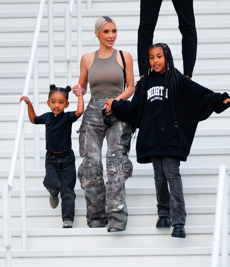 Kim Kardashian, North West, & Chicago West got matching pink lip gloss nails with bow nail art for V...