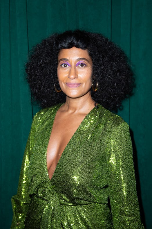 Leos would do well with voluminous curls.