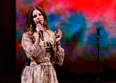 VANCOUVER, BRITISH COLUMBIA - SEPTEMBER 30: Singer-songwriter Lana Del Rey performs on stage at Roge...