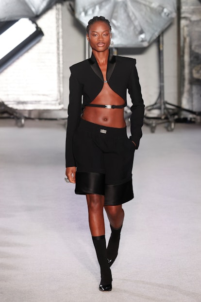 How To Wear A Belt This Season, As Seen On The Runways