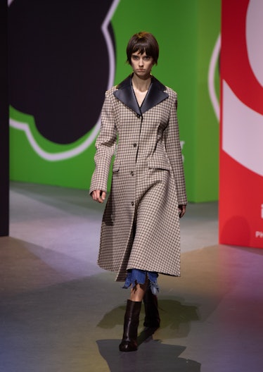LONDON, ENGLAND - FEBRUARY 19: A model walks the runway at the JW Anderson show during London Fashio...