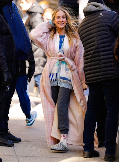 NEW YORK, NEW YORK - FEBRUARY 02: Sarah Jessica Parker is seen on location for "And Just Like That.....