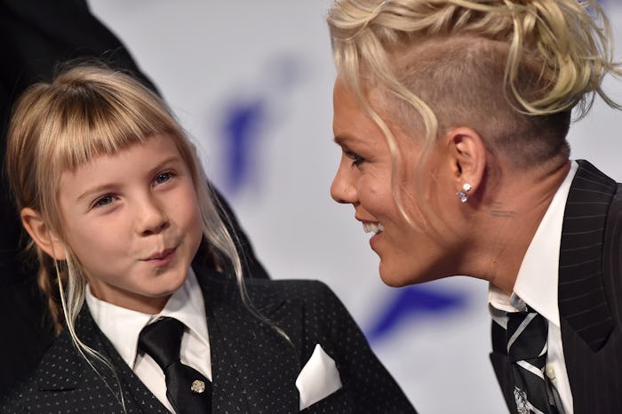 INGLEWOOD, CA - AUGUST 27:  Singer Pink and daughter Willow Sage Hart arrive at the 2017 MTV Video M...