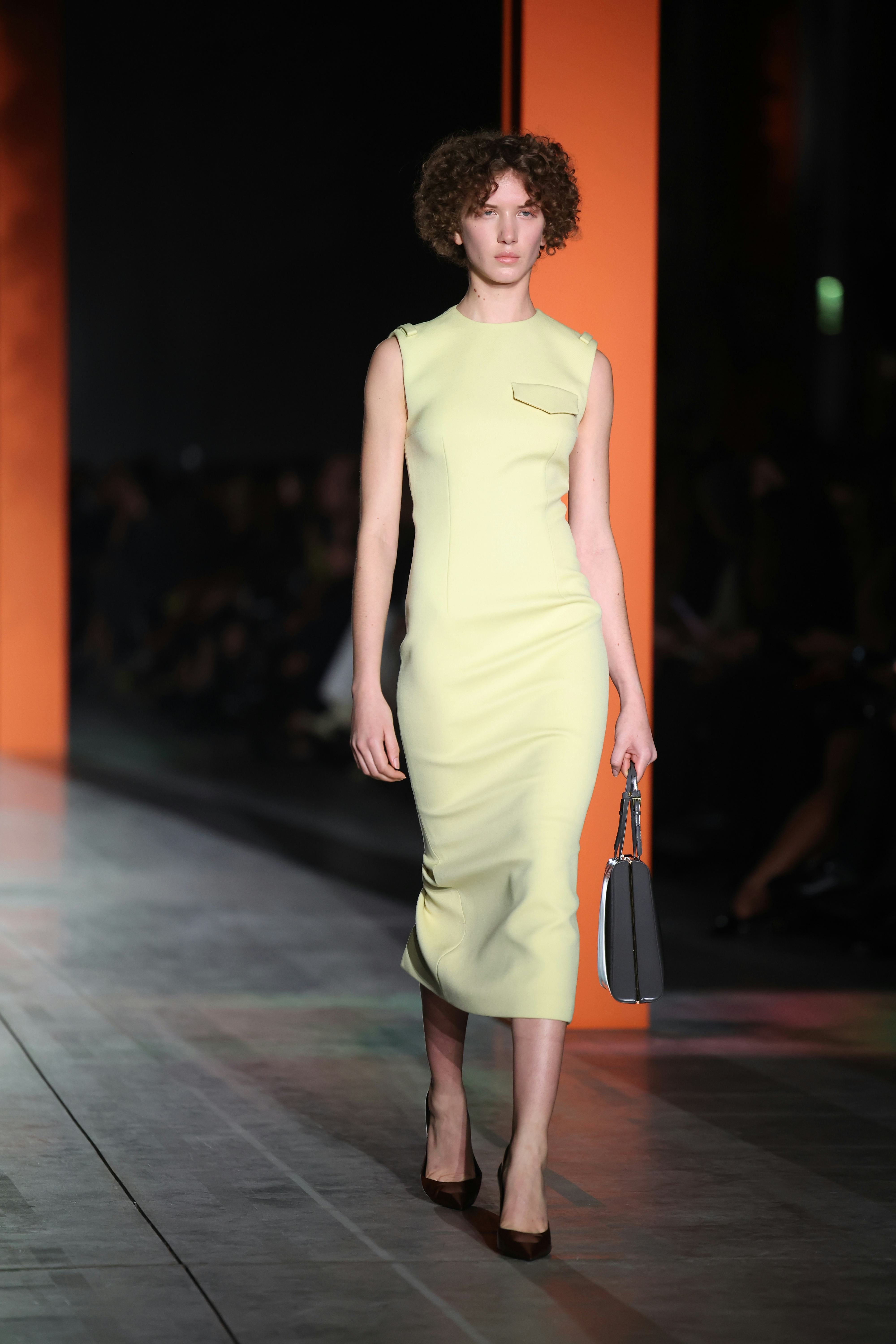 【 新品 】PRADA CATWALK Prada RTW Spring 2023 [PHOTOS]
