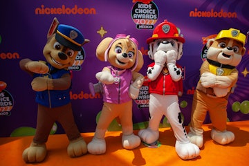 墨西哥城，墨西哥- 8月27日:在Nickelodeon儿童选择的橙色地毯上，爪子巡逻队……