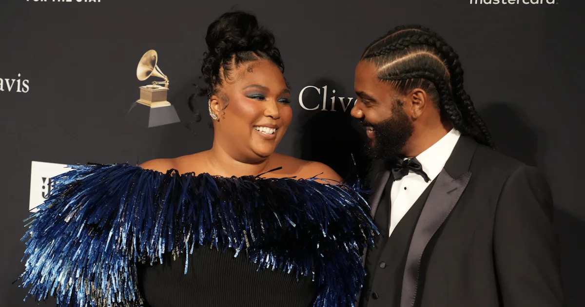 Lizzo & Boyfriend Myke Wright Went Instagram Official With Cute Pics
