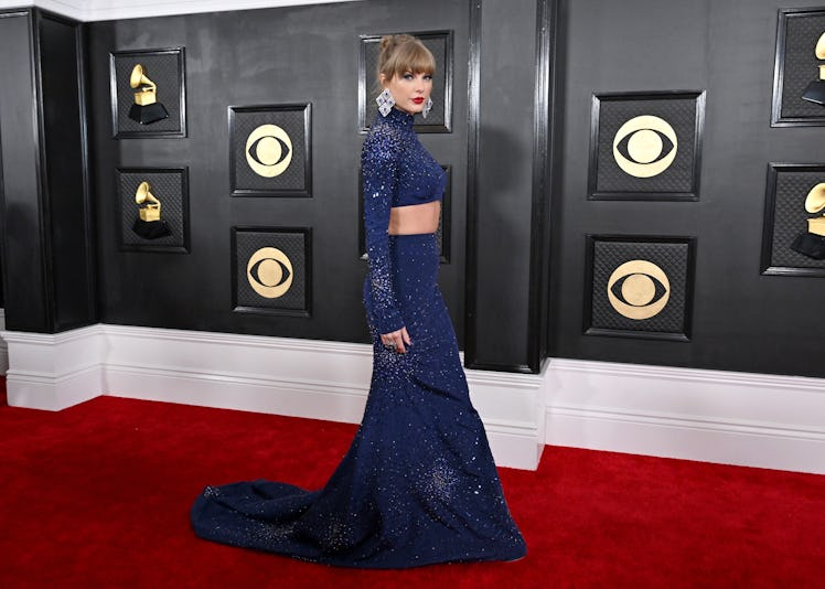 LOS ANGELES, CALIFORNIA - FEBRUARY 05: (FOR EDITORIAL USE ONLY) Taylor Swift attends the 65th GRAMMY...